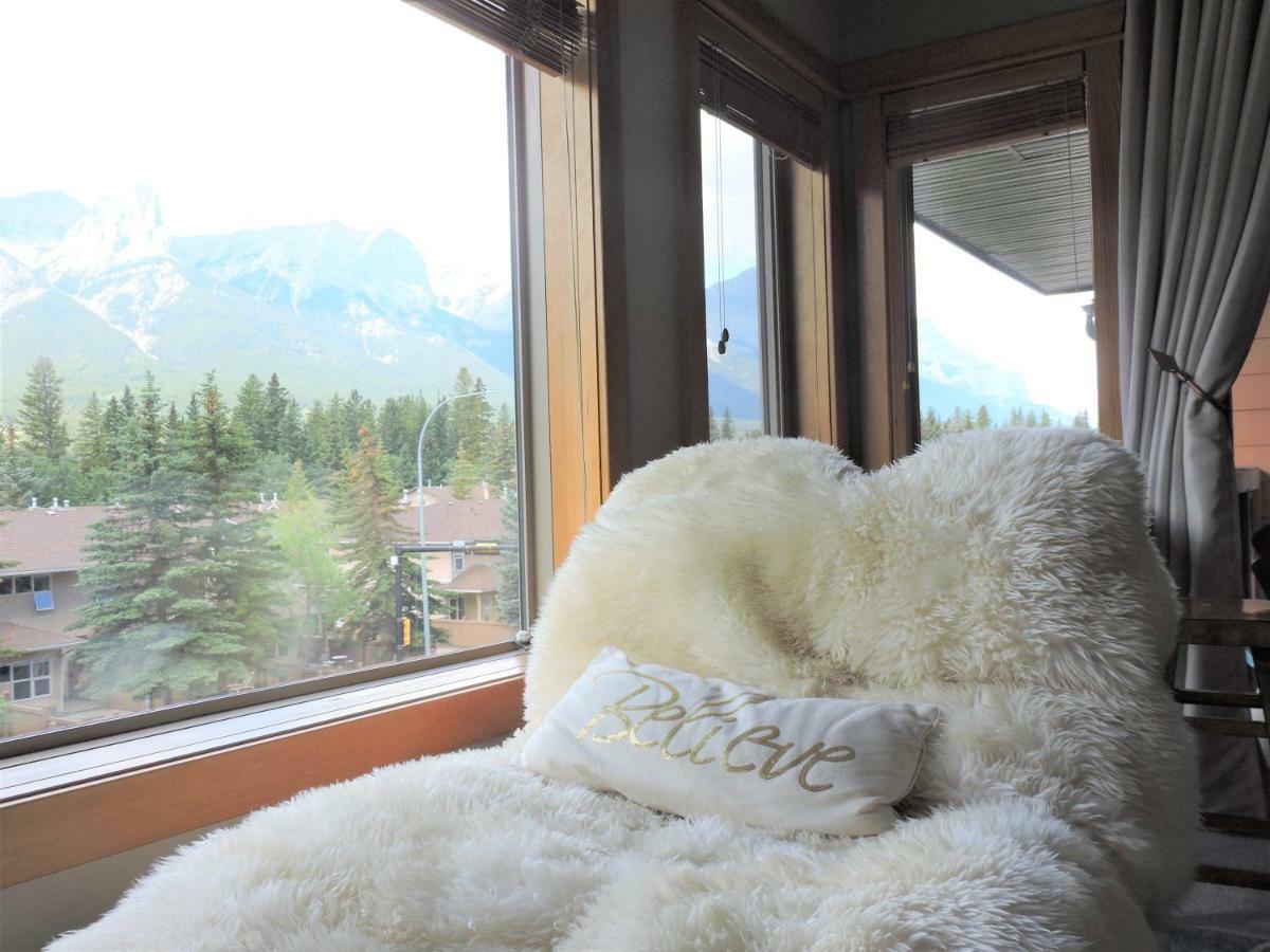 Fenwick Vacation Open Hot Tub Glorious Mountain 2 Bedroom * Canmore